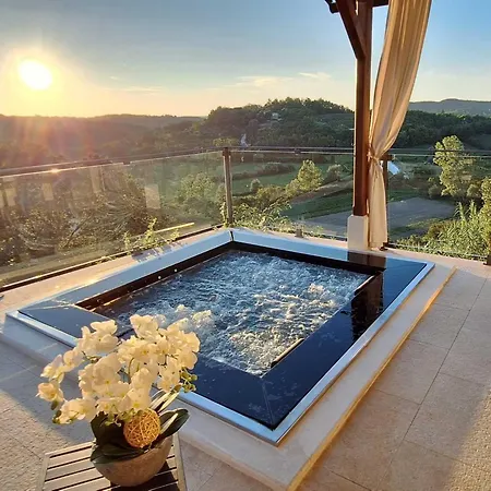 New!!! Family Ana - Luxury Whirpool & Sauna Villa Trviz